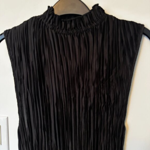 2 pc Bundle: XS Bolero (ptp16, L16.5) & Pleated Sleeveless Dress(L:48, PTP:15-19 - Picture 7 of 11